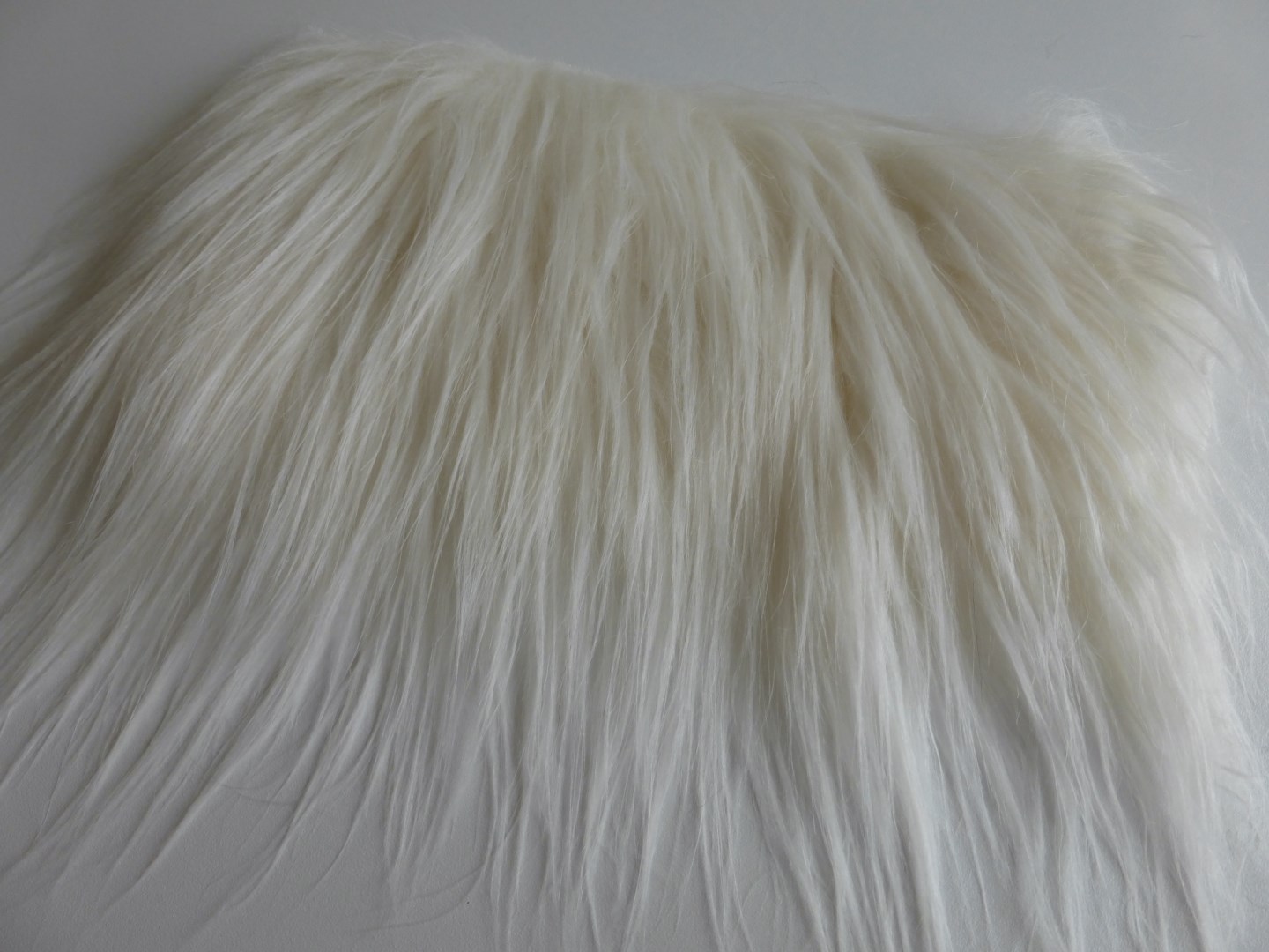 Craft Fur White (9cm)