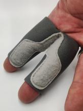 2 in 1 Stripping Finger Guard