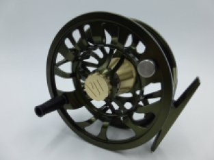 A&M 7 Serie # 7/8 Olive/Gold Fly Reel