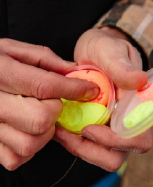 LOON Biostrike Putty Indicator - Pink/Yellow