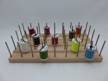 A&M Bobbin Organizer 45 Spools